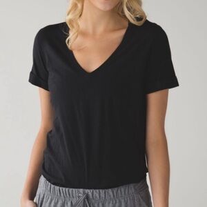 Lululemon Love Tee V-Neck Cuffed Black Short Sleeve